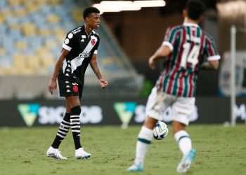 Robson Bambu em Fluminense x Vasco