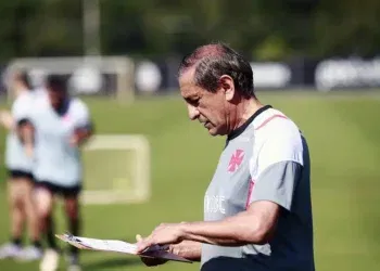 Por dentro de uma possível disputa judicial entre Vasco e Ramón Díaz