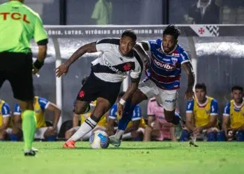 Crônica: Em meio ao tumulto, Vasco demonstra resistência e avança na Copa do Brasil