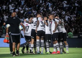 Desempenho dos jogadores do Vasco no empate diante do Fortaleza