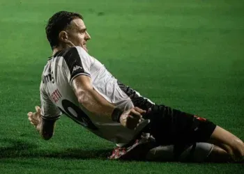 Hoje é dia! Vasco encara o Fortaleza na disputa pela Copa do Brasil