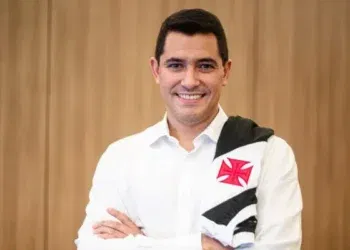 Pedrosa comenta sobre a procura do Vasco por um novo treinador; assista ao vídeo