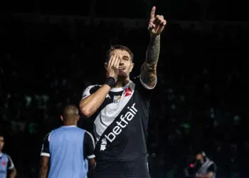 O programa de análise futebolística Donos do Jogo RJ destaca o confronto entre Vasco e Vitória