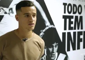 Leonardo Baran analisa a situação de Coutinho no Aston Villa; assista ao vídeo