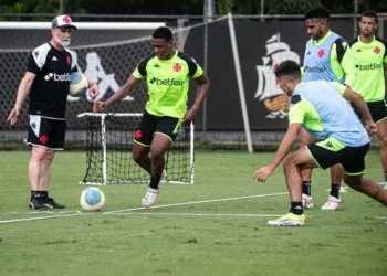 Programa Esportivo da Rede Globo no Rio de Janeiro analisa próxima partida do Vasco no Campeonato Brasileiro