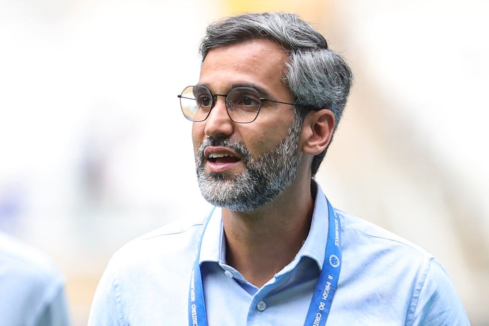 20240703-103728-1-gabriel-lima-ex-ceo-do-cruzeiro-era-o-favorito-para-assumir-a-saf-do-vasco-foto-gilson-loboagif Gabriel Lima, ex-CEO do Cruzeiro, era o favorito para assumir a SAF do Vasco — Foto: Gilson Lobo/AGIF