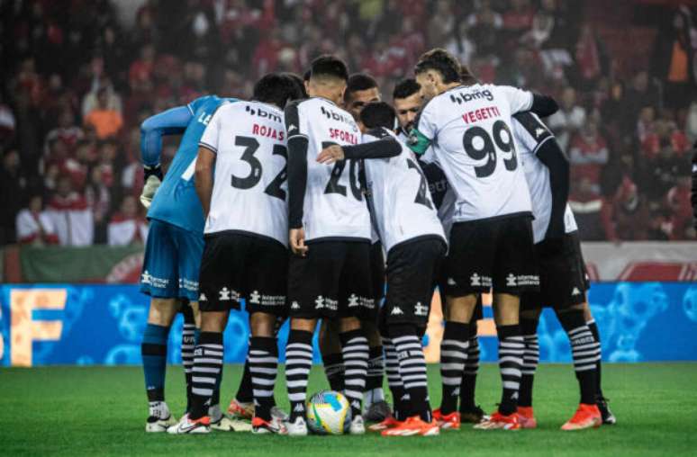 Saiba como está a situação de pendurados no time do Vasco – Foto: Leandro Amorim/Vasco