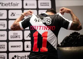 Philippe Coutinho regularizado no sistema da CBF