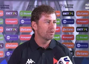 Vitória decisiva do Vasco sobre o Internacional traz alívio após período conturbado; análise