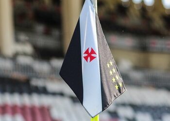Vasco ocupa a 17ª posição no Campeonato Brasileiro após as partidas de domingo da 19ª rodada.