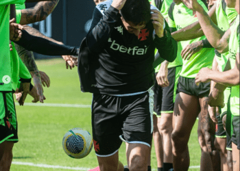 “Ex-analista de desempenho que trabalhou com Ramón Díaz retornará ao time profissional do Vasco”