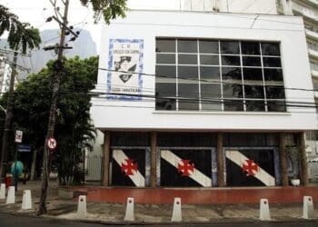 Vasco pretende implementar programa de regularização e recadastramento de associados-estatutários