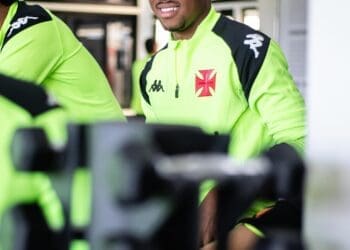 Vasco compartilha mais imagens do treino de quarta-feira no CT Moacyr Barbosa