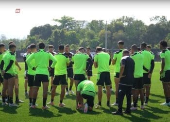 Jogadores como Lucas Piton, Philippe Coutinho, Alex Teixeira, Maicon e Vegetti não são vistos nas fotos do treinamento de quarta-feira.