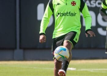 Vasco compartilha imagens do treino desta quinta-feira no CT Moacyr Barbosa; confira