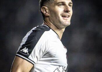 Vegetti é fundamental para o confronto contra o Criciúma