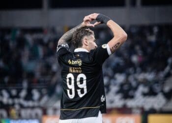 Dúvida no time titular do Vegetti para partida contra o Criciúma; Rayan e GB também são cogitados