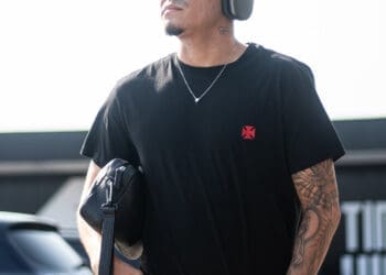 Vasco compartilha imagens da viagem do elenco para Criciúma.