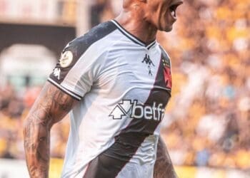 Cláusula de compra de David prestes a ser acionada; confira os detalhes