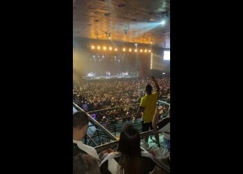 Pedrinho recebe aplausos no espetáculo de comemoração do aniversário do Vasco; confira