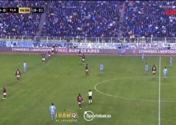 Ex-Vasco, Fábio Gomes assiste com maestria em gol de compatriota contra o Urubu pela Libertadores; assista ao vídeo