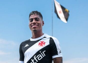 Emerson Rodríguez celebra 24 anos neste domingo