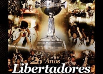 Vasco comemora o título da Libertadores conquistado há 26 anos