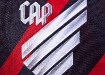 Athletico-PR: Vasco não contactou Petraglia e alega más condições de segurança em São Januário