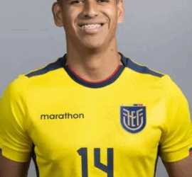 Vasco monitora zagueiro equatoriano Xavier Arreaga para reforçar a defesa