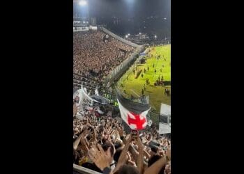 Vasco vence Athletico-PR em São Januário e vídeo mostra a festa; confira