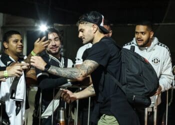 Sócios do Vasco resgatam ingressos para a partida; confira a imagem