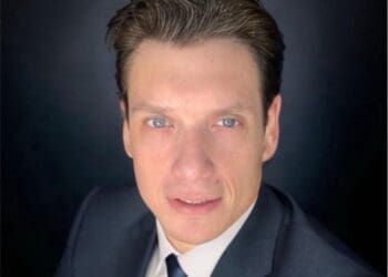 Diretor comercial Renato Lassmann El Kobbi renuncia ao cargo na Vasco SAF em menos de 2 meses