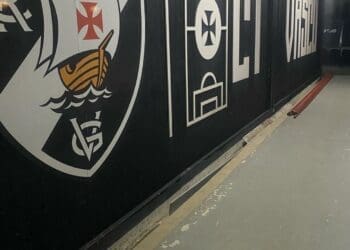 Betinho volta ao CT Moacyr Barbosa após pausa na segurança