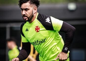 Vasco compartilha imagens do treinamento de quinta-feira no CT Moacyr Barbosa; confira