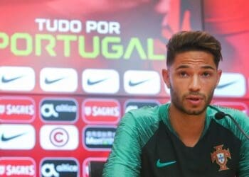 Pedro Mendes, zagueiro português, supostamente proposto ao Vasco