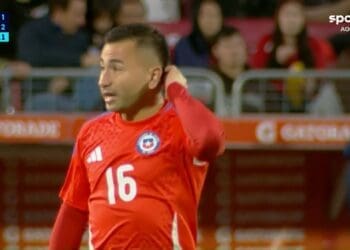 Chile é derrotado pela Bolívia por 2 a 1 nas Eliminatórias; Jean David foi escalado no 2º tempo.