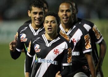 Fellipe Bastos e Diego Souza relembram a conquista da Copa do Brasil em 2011.