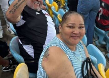 Familiares de Maicon estiveram presentes no Maracanã para assistir ao jogo entre Urubu e Vasco.