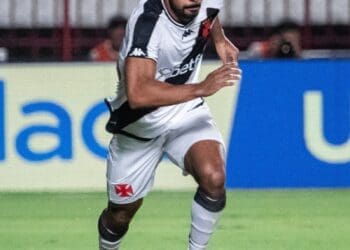 Paulo Henrique se destaca como o principal jogador em desarmes, ações defensivas e duelos ganhos no Campeonato Brasileiro desde a chegada de Paiva ao comando do Vasco.