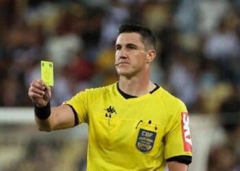 Rafael Klein, do Rio Grande do Sul, será o árbitro do confronto entre Vasco e Palmeiras.