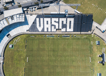 Vasco formaliza parceria com empresa de consultoria para comercialização do potencial construtivo de São Januário