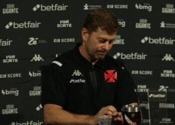 Confira outros assuntos abordados na entrevista coletiva de Rafael Paiva após o jogo Vasco 0 x 1 Palmeiras.