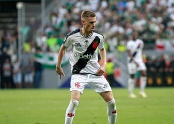 Maxime Dominguez recebe reconhecimento de Paiva, mesmo com poucos minutos em campo contra o Palmeiras: ‘Vai trazer grande contribuição’