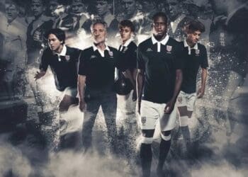 Camisa da Kappa em homenagem ao centenário do Monaco traz semelhanças com a 3ª do Vasco; confira