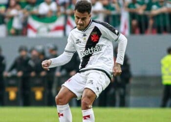 Jornal espanhol destaca falta de vitórias do Vasco com Philippe Coutinho em campo