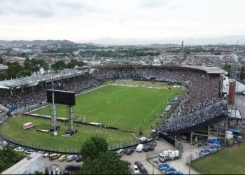 Dos últimos 4 jogos que o Vasco disputou fora de São Januário, não conseguiu vencer em 3 deles.