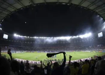 Mais de 32 mil bilhetes já foram adquiridos para o confronto entre Cruzeiro e Vasco.
