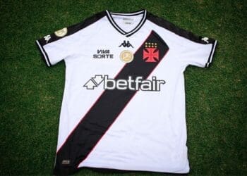 Vasco atuará neste domingo com um patch especial em referência ao Setembro Amarelo; as camisas serão autografadas e posteriormente leiloadas.