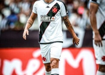 Puma Rodríguez se destacou como o principal jogador do Vasco em passes decisivos na partida contra o Cruzeiro.