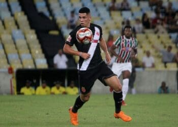 Corrente no Vasco apoiava a recontratação de Paulinho, que finalmente fechou com o Atlético-MG.